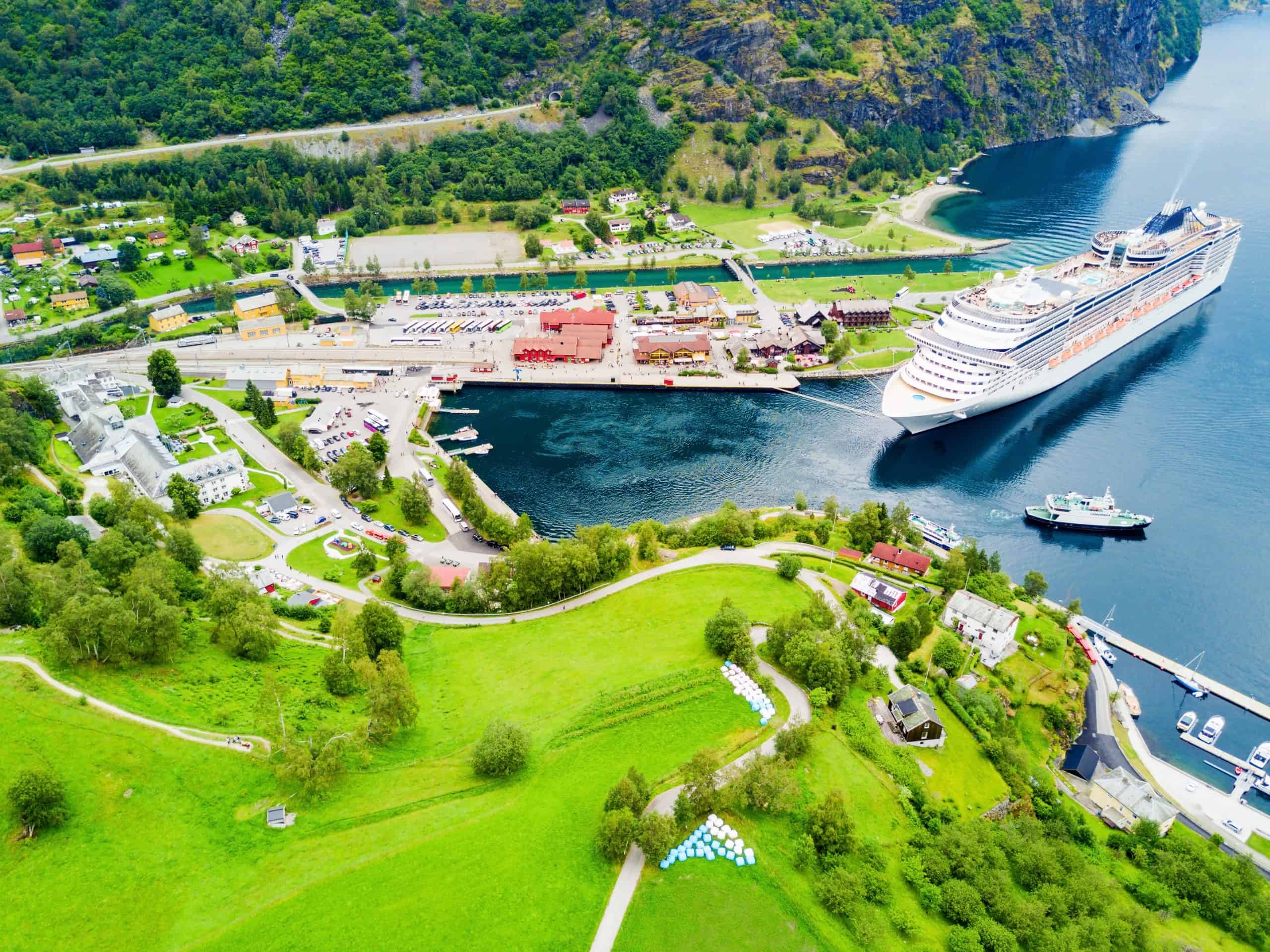 Cruise ship in Flåm, Noorwegen